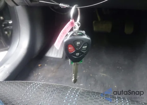 2011 Toyota Corolla S from USA, damaged, VIN 2T1BU4EE3BC695141